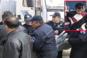 Eve d&ouml;nmek istemeyen karısını &ouml;ld&uuml;rd&uuml;