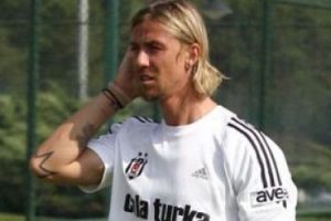 Yıldız oyuncu Beşiktaş'tan ayrıldı
