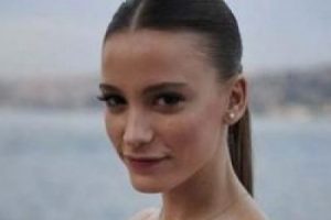 Serenay Sarıkaya: Hala kirada oturuyorum