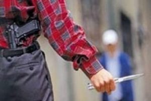 Su sızıntısı komşuları bir birine d&uuml;ş&uuml;rd&uuml;