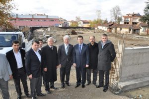 Tahtak&ouml;pr&uuml;'de i&ccedil;me suyu şebekesi yenileniyor
