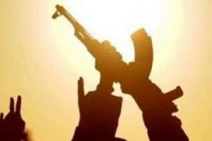 Suriyeli isyancılar askeri &uuml;sse saldırdı