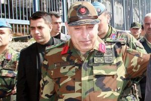 T&uuml;mgeneral Bakıcı firar etti