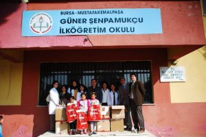 T&uuml;rkiye'nin markaları &ccedil;ocukları giydiriyor