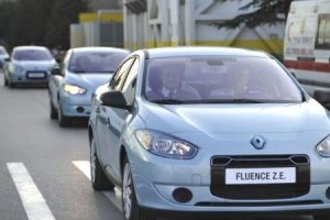 Elektrikli Renault'lar yılbaşında yollarda
