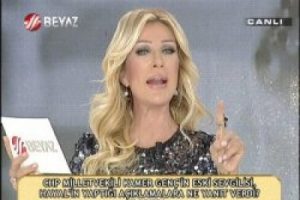 Seda Sayan'dan Ahmet Hakan'a d&ouml;nek g&ouml;ndermesi