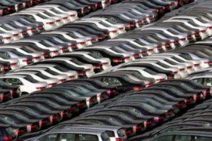 Otomotiv sekt&ouml;r&uuml; 2012'ye sıkı hazırlanıyor