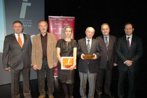 OİB Teknik Ve End&uuml;stri Meslek Lisesi'ne 'Arkitera 2011' mimarlık &ouml;d&uuml;l&uuml;
