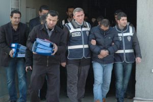 Oto hırsızlığı operasyonu Bursa'ya sı&ccedil;radı