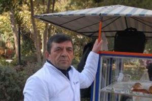 İşadamıydı simit&ccedil;i oldu