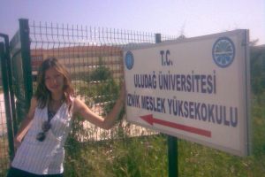 &Uuml;niversiteli Elif hayata 5 ay tutunabildi