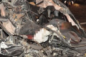 Bah&ccedil;elievler'de feci kaza