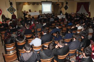&Ouml;ğrenci meclisi se&ccedil;imlerinde b&uuml;y&uuml;k &ccedil;ekişme