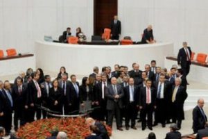 CHP tutuklu vekiller i&ccedil;in atağa kalktı!