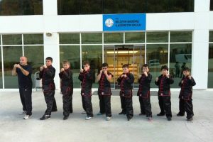 Nil&uuml;ferli &ouml;ğrencilerin kung fu merakı