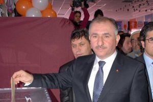 Orhangazi'de Neşet &Ccedil;ağlayan g&uuml;ven tazeledi