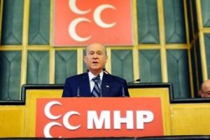 Bah&ccedil;eli'den G&uuml;l'&uuml;n vetosuna sert yanıt