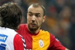 Yasaklı isimler ma&ccedil; saati karakola