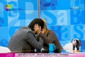 Nihat Doğan Saba T&uuml;mer'in omzunda ağladı
