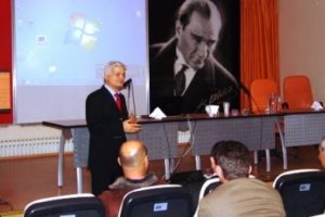Tarım M&uuml;d&uuml;rl&uuml;ğ&uuml; personeline kenevir eğitimi