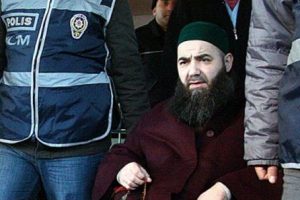 C&uuml;bbeli Ahmet Hoca'dan ilk a&ccedil;ıklama