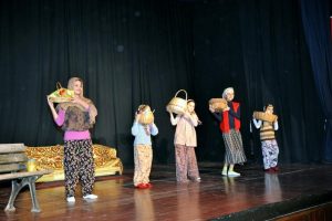 Mudanya Tiyatro Okulu ilk mezunlarını verdi
