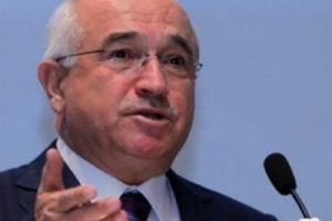 &Ccedil;i&ccedil;ek'ten G&uuml;l'&uuml;n g&ouml;rev s&uuml;resi i&ccedil;in a&ccedil;ıklama