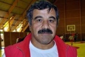 G&uuml;reşin hocası hayatını kaybetti