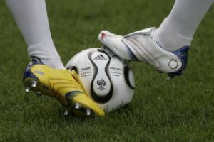 T&uuml;rk futbolu prensini arıyor