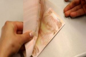 Vekil danışmanı maaşına y&uuml;zde 170'lik zam