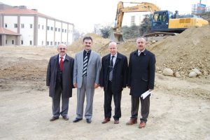 Hisar Anadolu Lisesi &ouml;ğrencileri bah&ccedil;eye kavuşuyor