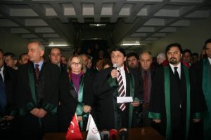 Avukatlardan arabuluculuk kanununa tepki