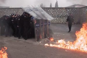 Polisin tatbikatı filmleri aratmadı