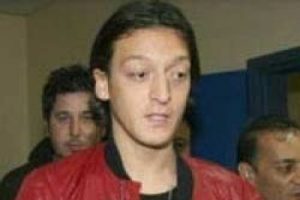 Zonguldak'ta Mesut &Ouml;zil'e b&uuml;y&uuml;k tepki