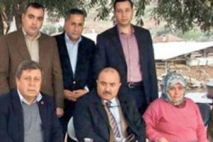 Şehit ailesine alkış