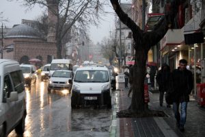 Bursa'ya mevsimin ilk karı d&uuml;şt&uuml;