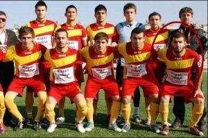 Gen&ccedil; futbolcu kalbine yenildi