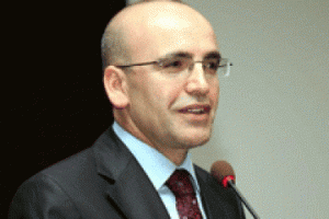 Şimşek: Bedava yemek i&ccedil;in kuyruğa girerdik