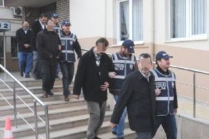 Tapuda r&uuml;şvet operasyonu tutukluları serbest