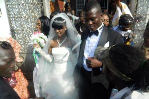 Bangura d&uuml;nya evine girdi