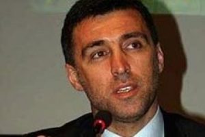 Hakan Ş&uuml;k&uuml;r yorumcu oldu, ortalık karıştı