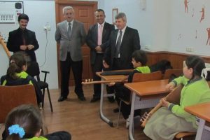G&uuml;lsar: T&uuml;m okullarımız ortak ve kutsal bir hedef i&ccedil;in &ccedil;alışıyor