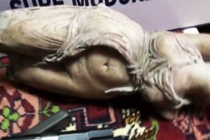 2500 yıllık Afrodit heykeli ele ge&ccedil;irildi