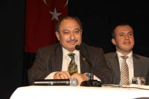 Rekt&ouml;rden &ouml;ğrencilere doğru meslek tercihi konferansı