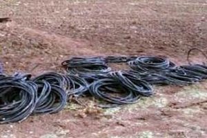 Bek&ccedil;iyi bayıltan hırsızlar inşaatı soydu