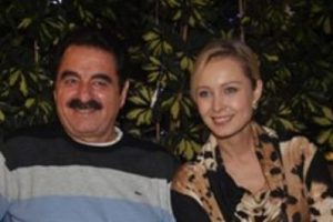 Tatlıses'ten &ccedil;ocuk m&uuml;jdesi!