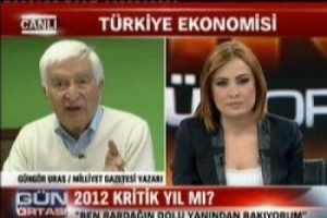 G&uuml;ng&ouml;r Uras'tan 2012'de kriz var diyenlere cevap