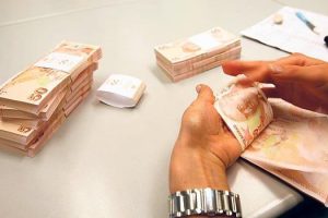 Memurlar ocak maaşını zamsız alacak