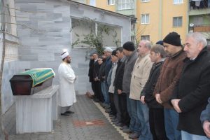 Almanya'da ölen genç Bursa'da toprağa verildi