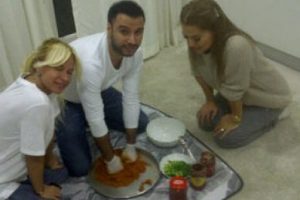 Alişan'ı b&ouml;yle g&ouml;rd&uuml;n&uuml;z m&uuml;?